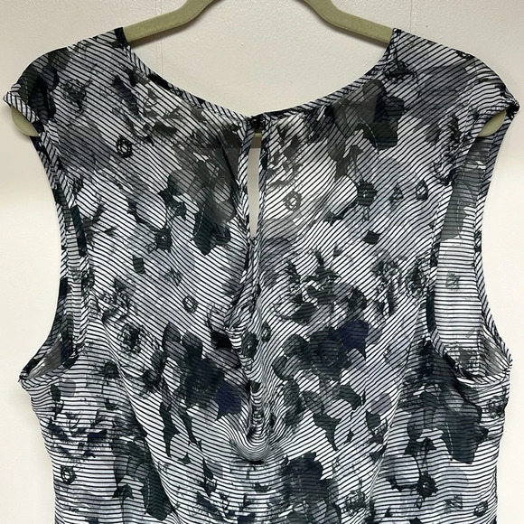 Maurice Semi Sheer Floral Top - Picture 3 of 7